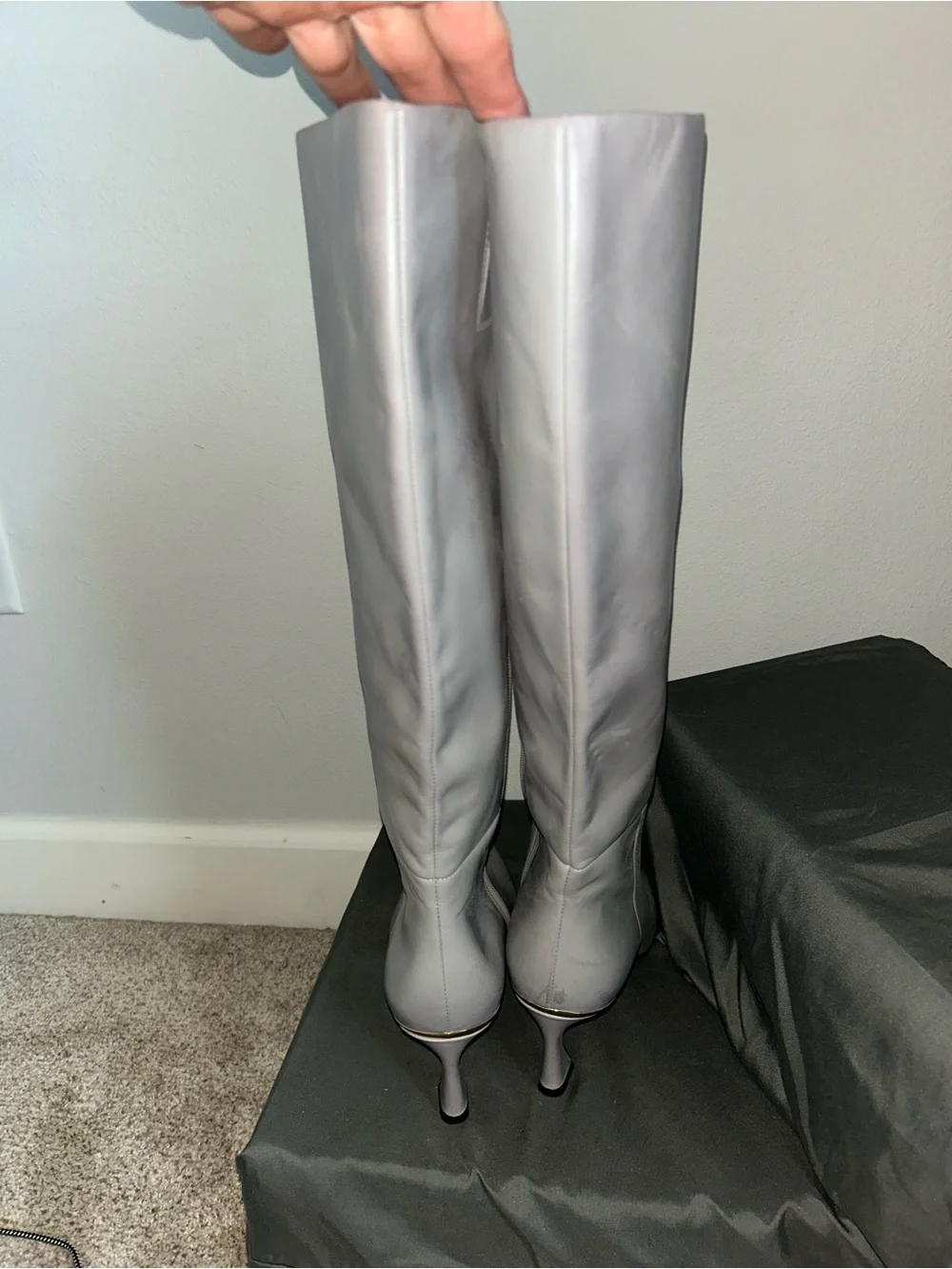 NEW Vince Camuto Women’s Gray Sutton Knee High Boot Sz 9